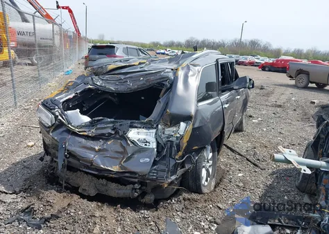 2014 Jeep Grand Cherokee Overland из США, поврежденный, VIN 1C4RJFCG0EC137669